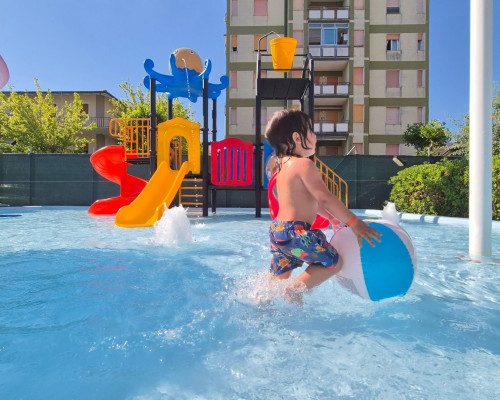 media.Abarth_splash_park_bambino